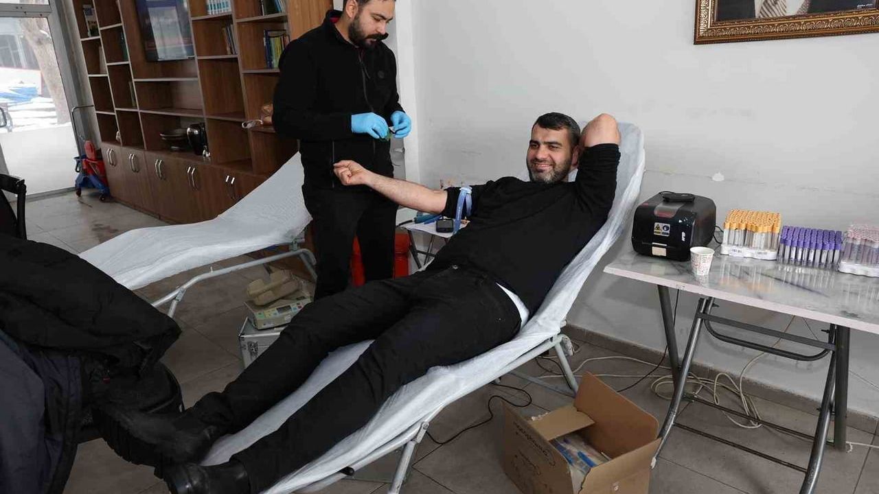 Başkan Bilal Özdoğan'dan Hacılar'da Örnek Kan Bağışı Duyarlılığı