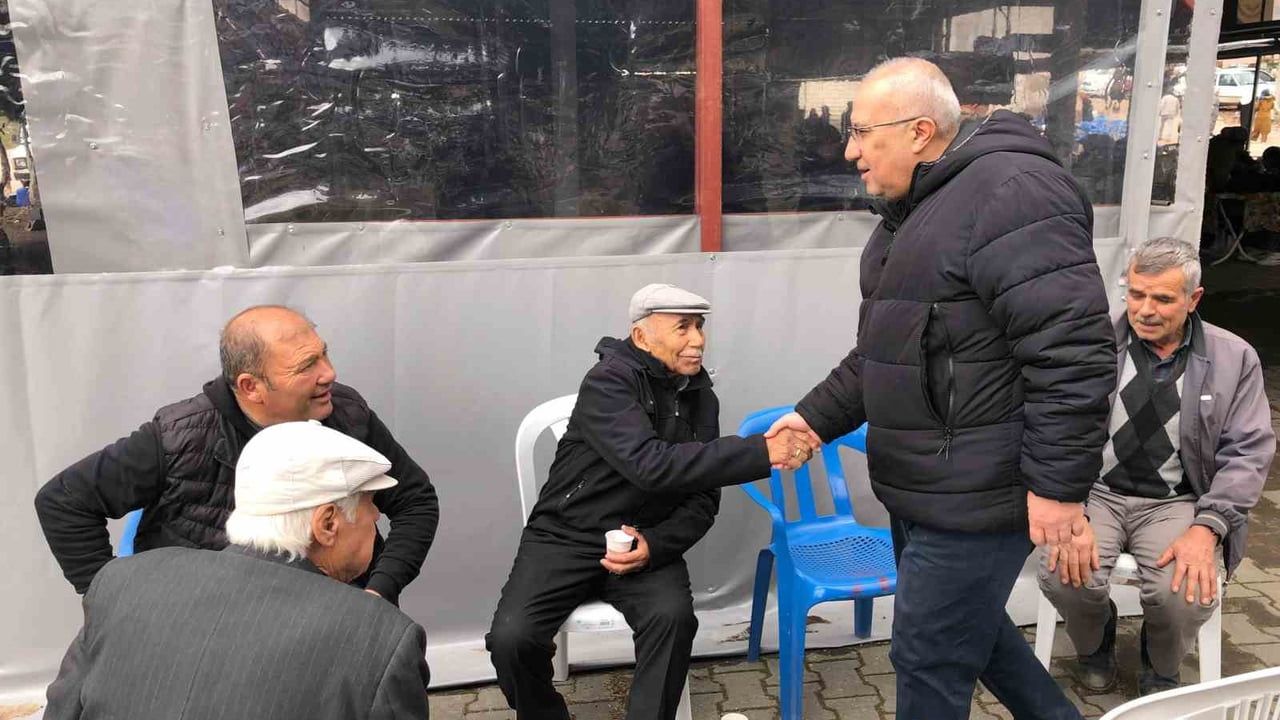 Başkan Cengiz Arslan umreden döndü: Kolak Mahallesi'nde hayır yemeği