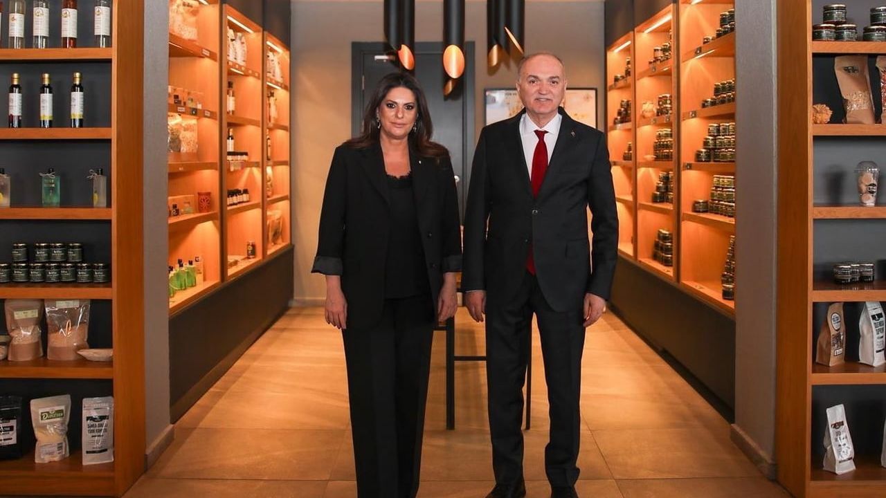 Başkan Faruk Özlü, Jülide Sarıeroğlu’nu Düzce’de Ağırladı