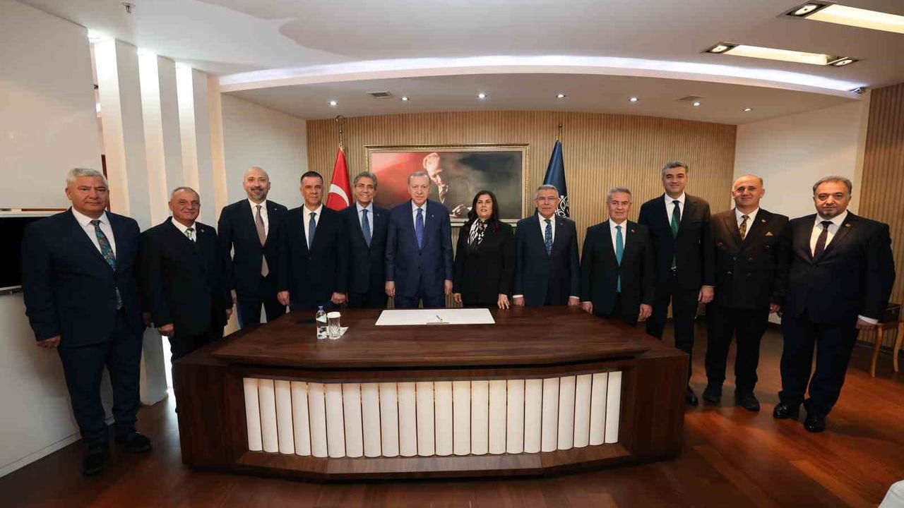 Başkan İberya Arıkan: 'Cumhurbaşkanımızla Bir Araya Gelmek Büyük Onur' — Aydın'da Toplu Açılış