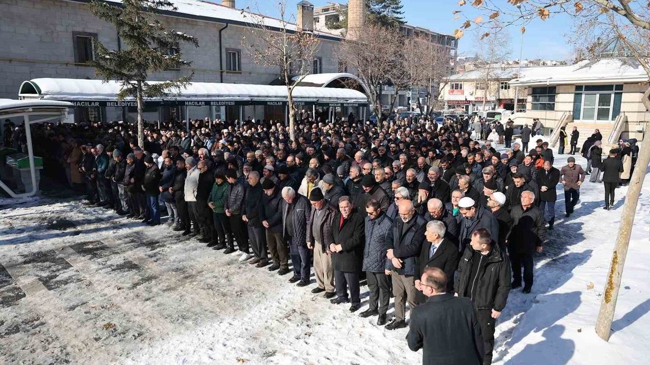 Başkan Özdoğan'dan Ekici Ailesine Taziye — Hacı Mustafa Ekici Vefat Etti