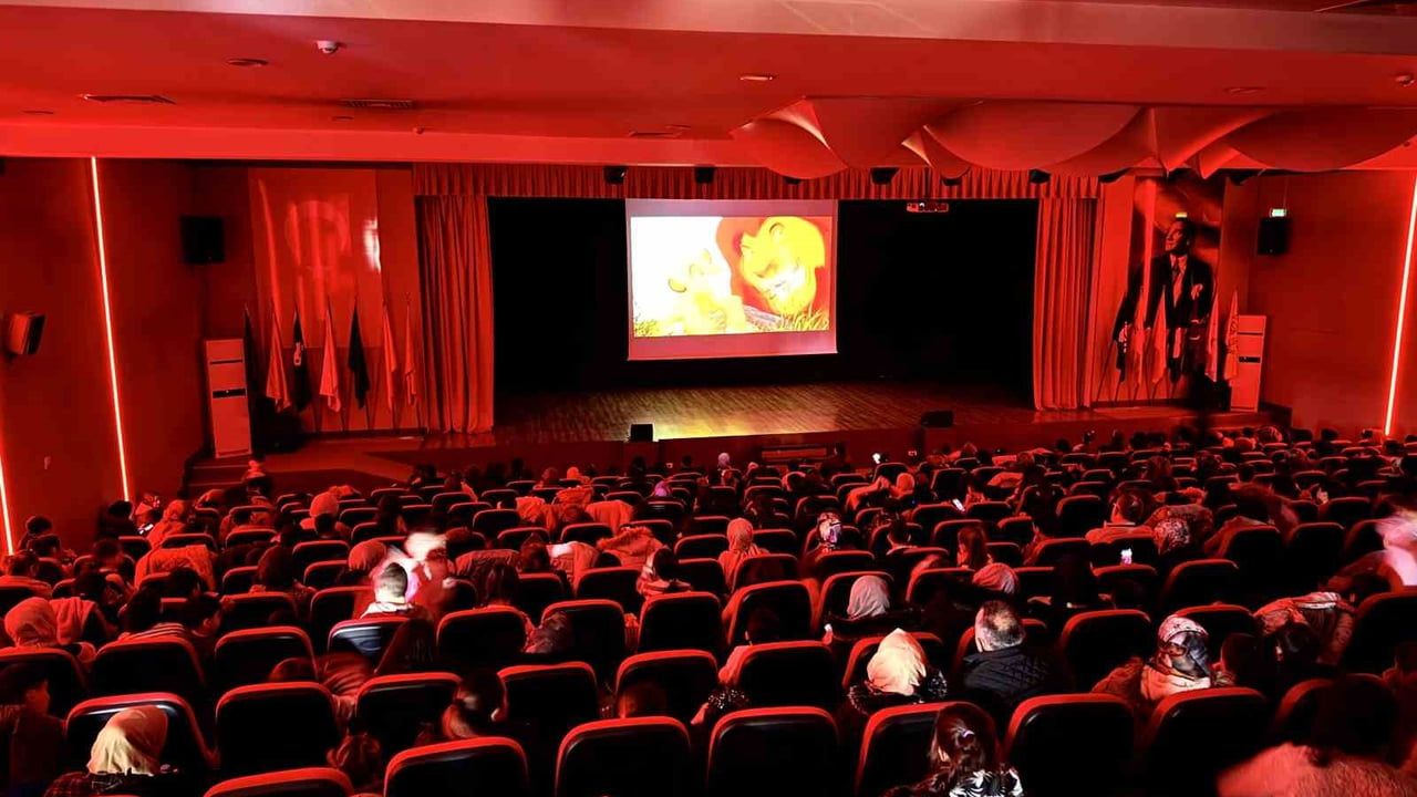 Başkan Özdoğan’dan Yarıyıl Tatili Müjdesi: Kültür Merkezi’nde Çocuk ve Genç Etkinlikleri