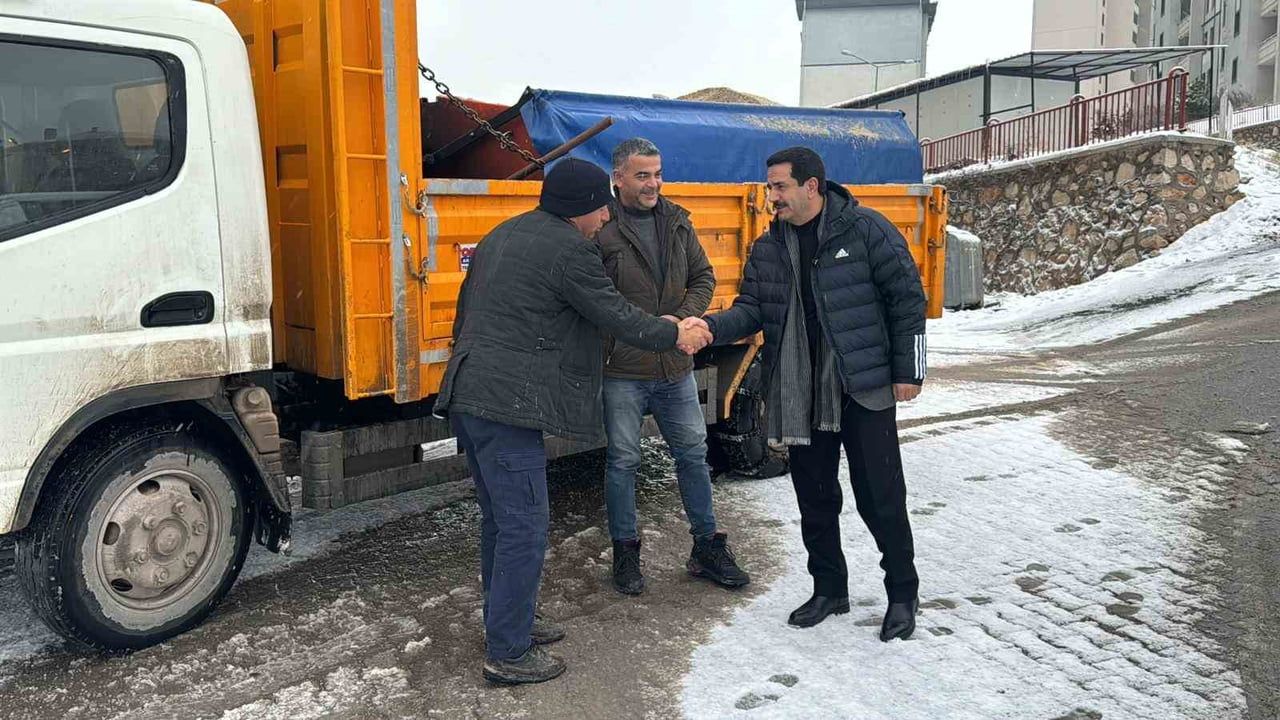 Başkan Taşkın sahada: Battalgazi'de karla mücadele denetimi