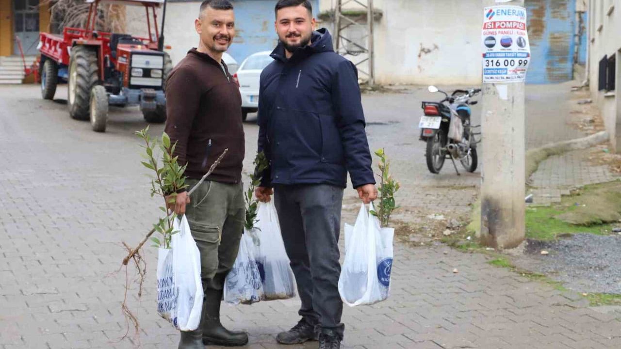Başkan Tetik'ten Kırsal Mahalle Ziyaretleri ve 5 Bin Fidan Dağıtımı