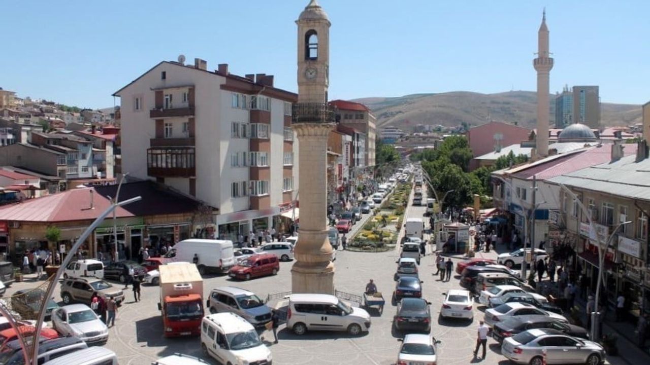 Bayburt'ta Trafiğe Kayıtlı Araç Sayısı 20 bin 763 — TÜİK 2025 Verileri