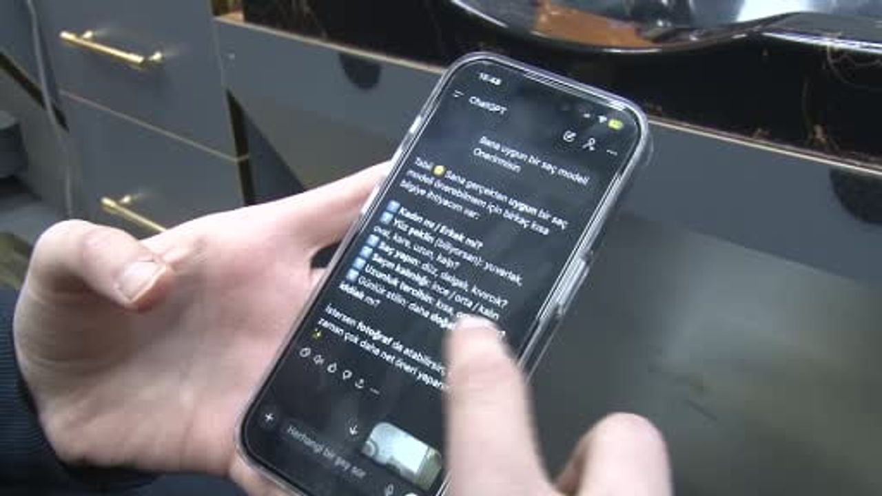 Berberlerde Yapay Zeka Akımı: Saç ve Sakal Modelleri Önceden Görülüyor