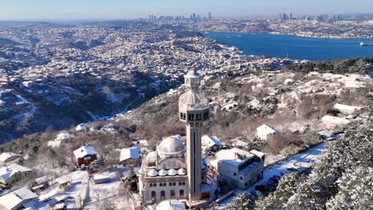 Beykoz Kavacık'ta Kar: İlçe Beyaza Büründü
