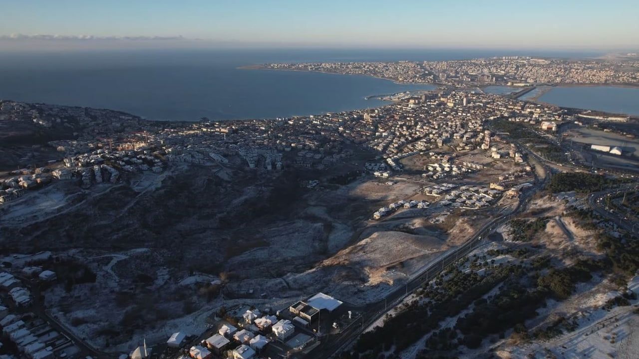 Beylikdüzü ve Büyükçekmece'de Havadan Kar Manzarası