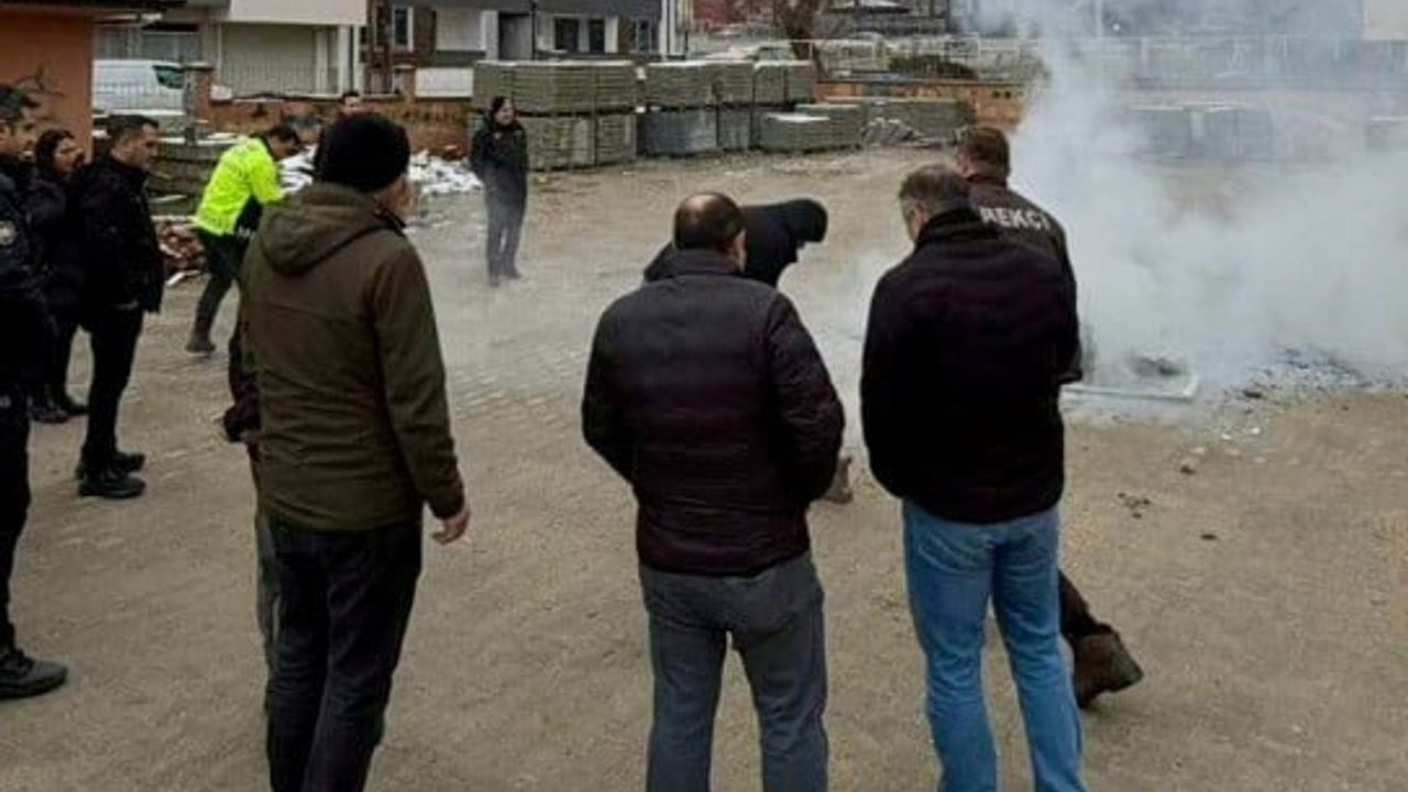 Bilecik Pazaryeri'de Emniyet Personeline Yangın ve Deprem Farkındalık Eğitimi