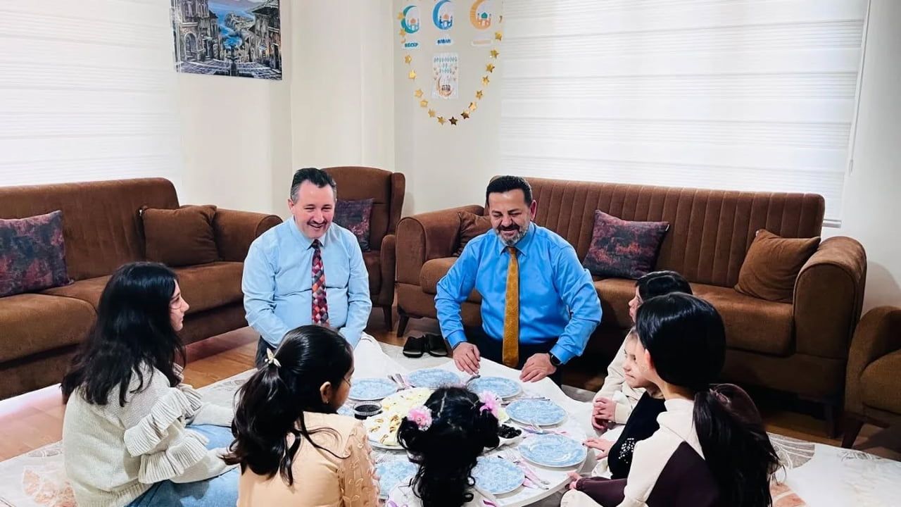 Bilecik’te Çocuk Evleri Koordinasyon Merkezi'nde Kahvaltı Programı