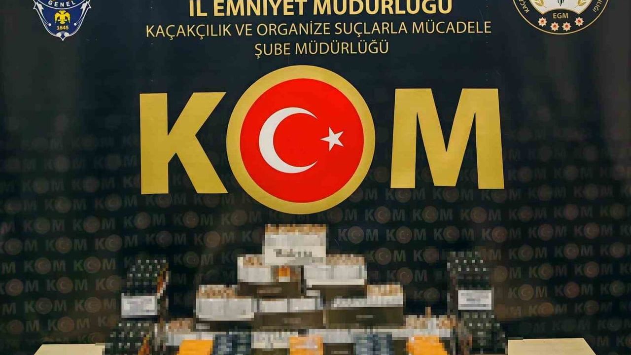 Bilecik'te Kaçakçılık Operasyonu: 7 bin 960 Makaron Ele Geçirildi