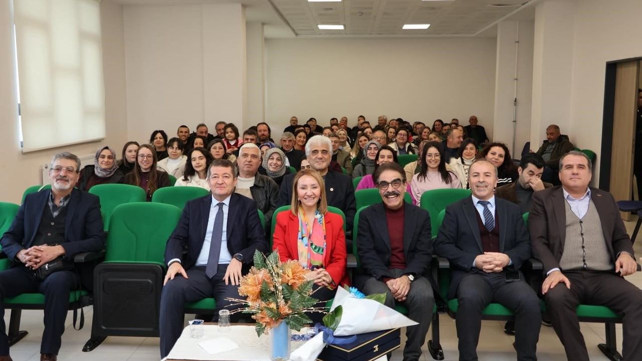 Bilecik’te 'Lider Öğretmen: İletişim ve Motivasyon' Semineri