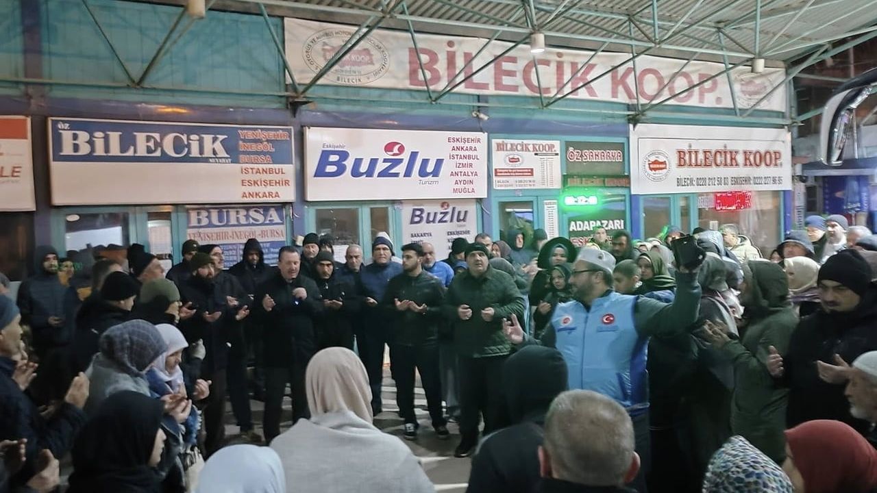 Bilecik'ten 80 Umreci ‘15 Günlük Yarıyıl Tatili Umre’ Programı ile Uğurlandı