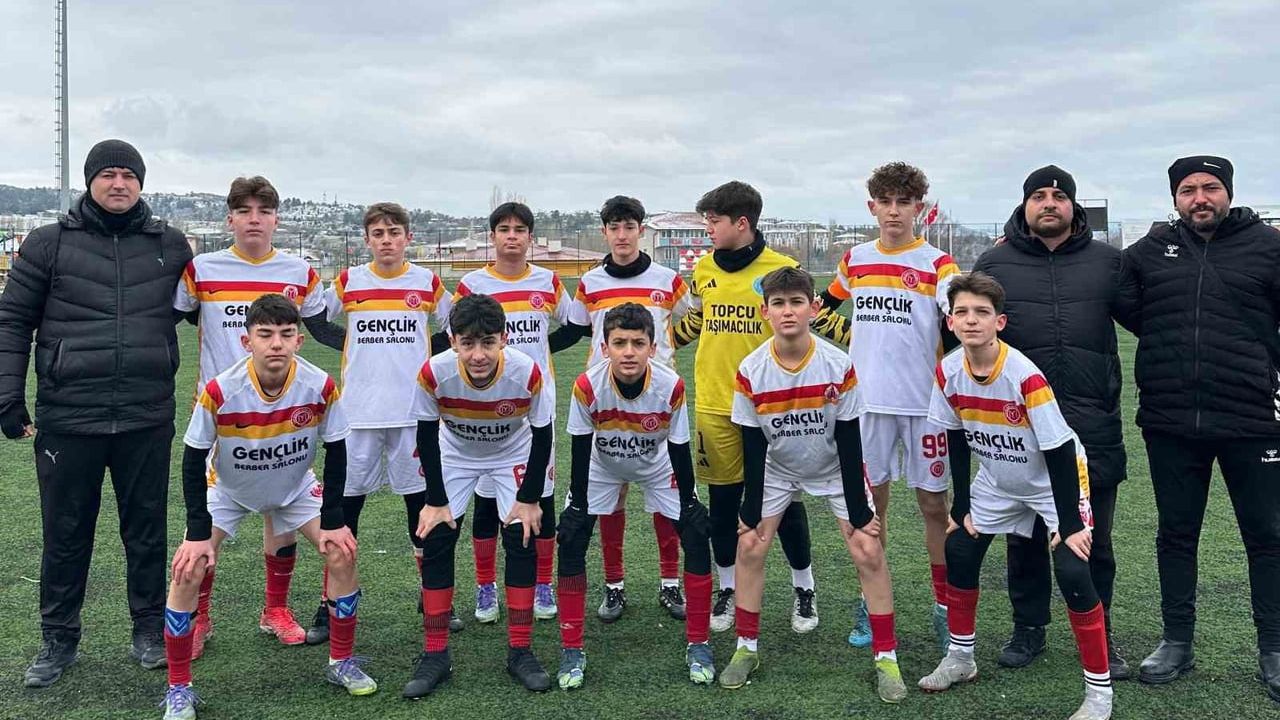 Bilecik U14 Ligi: 1299 Bilecikspor Şampiyonluğa Yürüyor