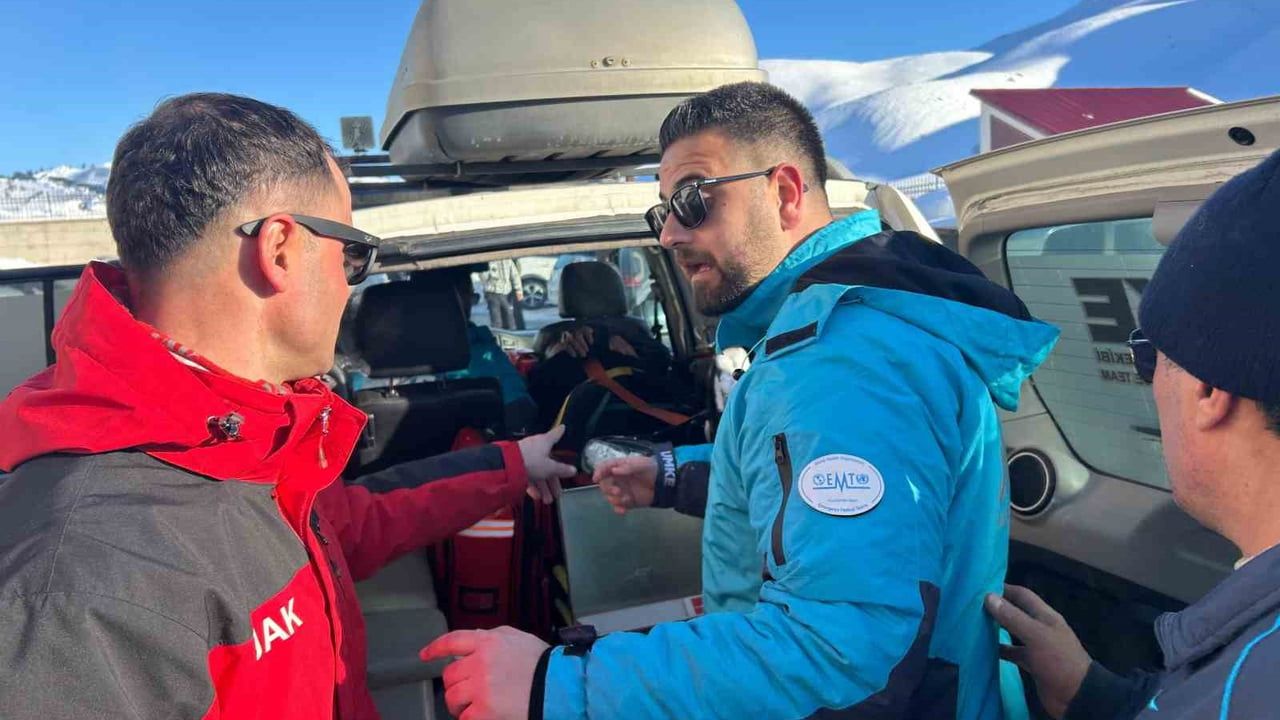 Bingöl'de Haserek Kayak Merkezi'nde Düşme: JAK ve UMKE Müdahalesi