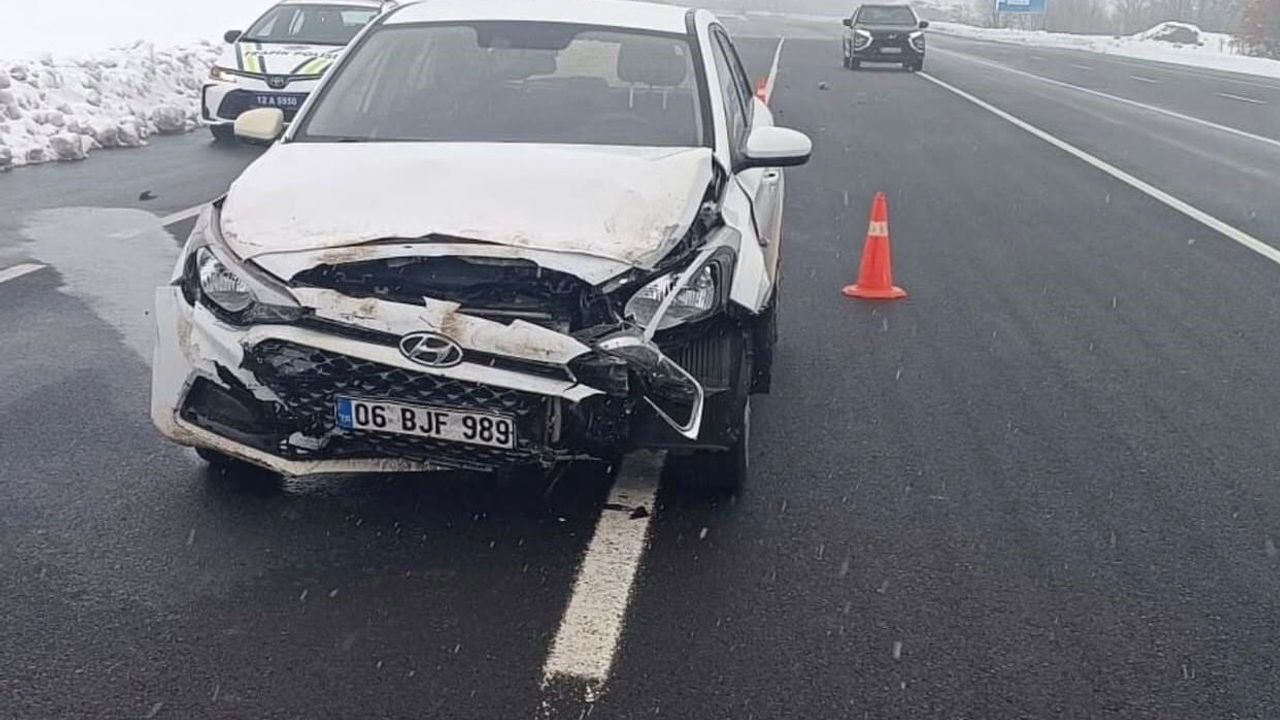 Bingöl'de Trafik Kazası: İçmeler Mevkiinde 5 Yaralı