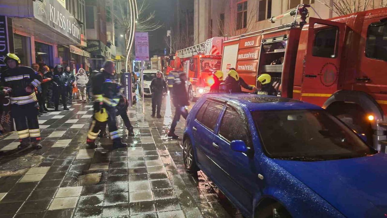 Bolu'da Gece Yangını: Bircan Apartmanı'nda 2 Yaralı