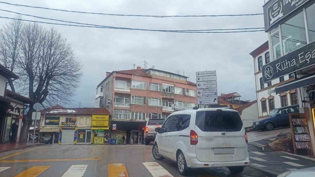 Bolu’da Yaya Geçidi ve Kaldırım İşgaline Bin 246 Lira Ceza