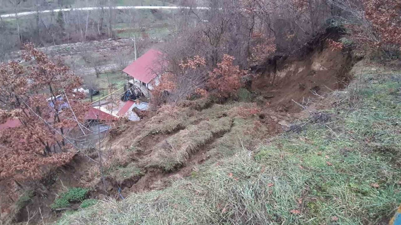 Bolu Mudurnu'da Heyelan: 3 Ev Tedbir Amaçlı Boşaltıldı
