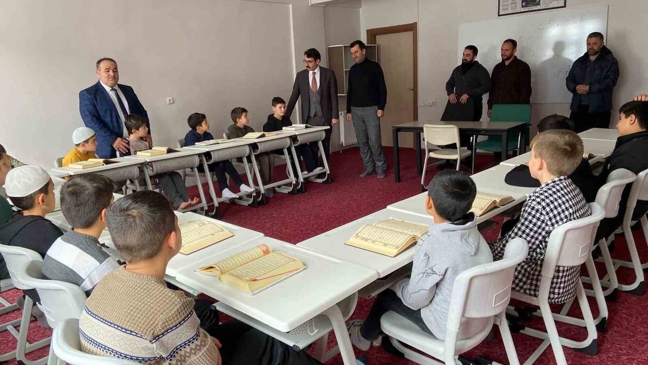 Bozkır'da 'Gençliğe Değer' Ara Dönem Eğitim Kampı Sona Erdi