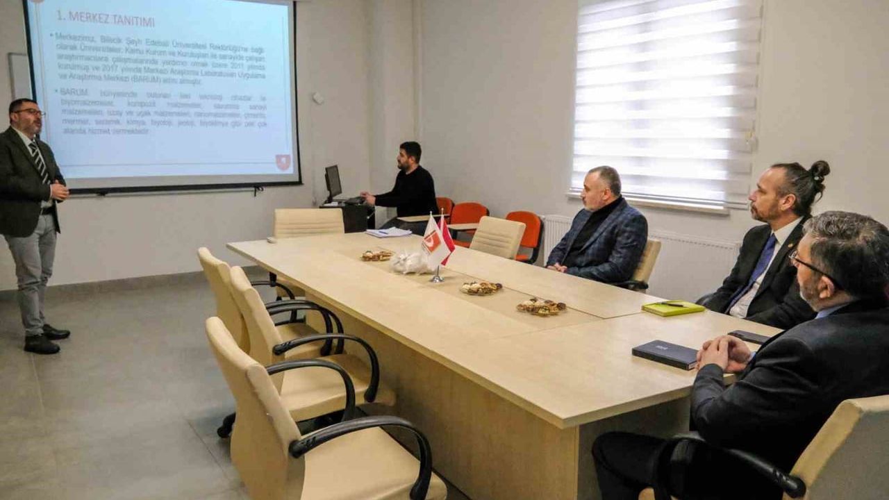 BŞEÜ Rektörü Kaplancıklı Araştırma Merkezlerini İnceledi