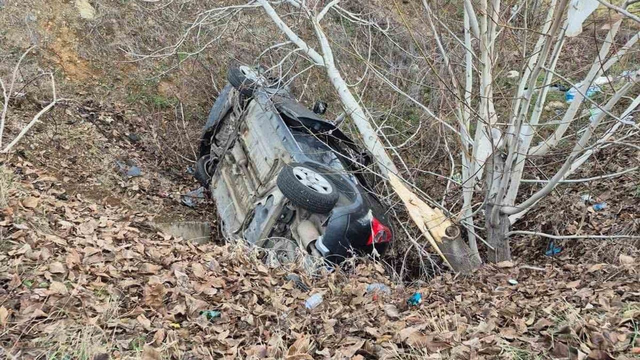 Burdur Çavdır’da Otomobil Şarampole Devrildi: 4 Yaralı