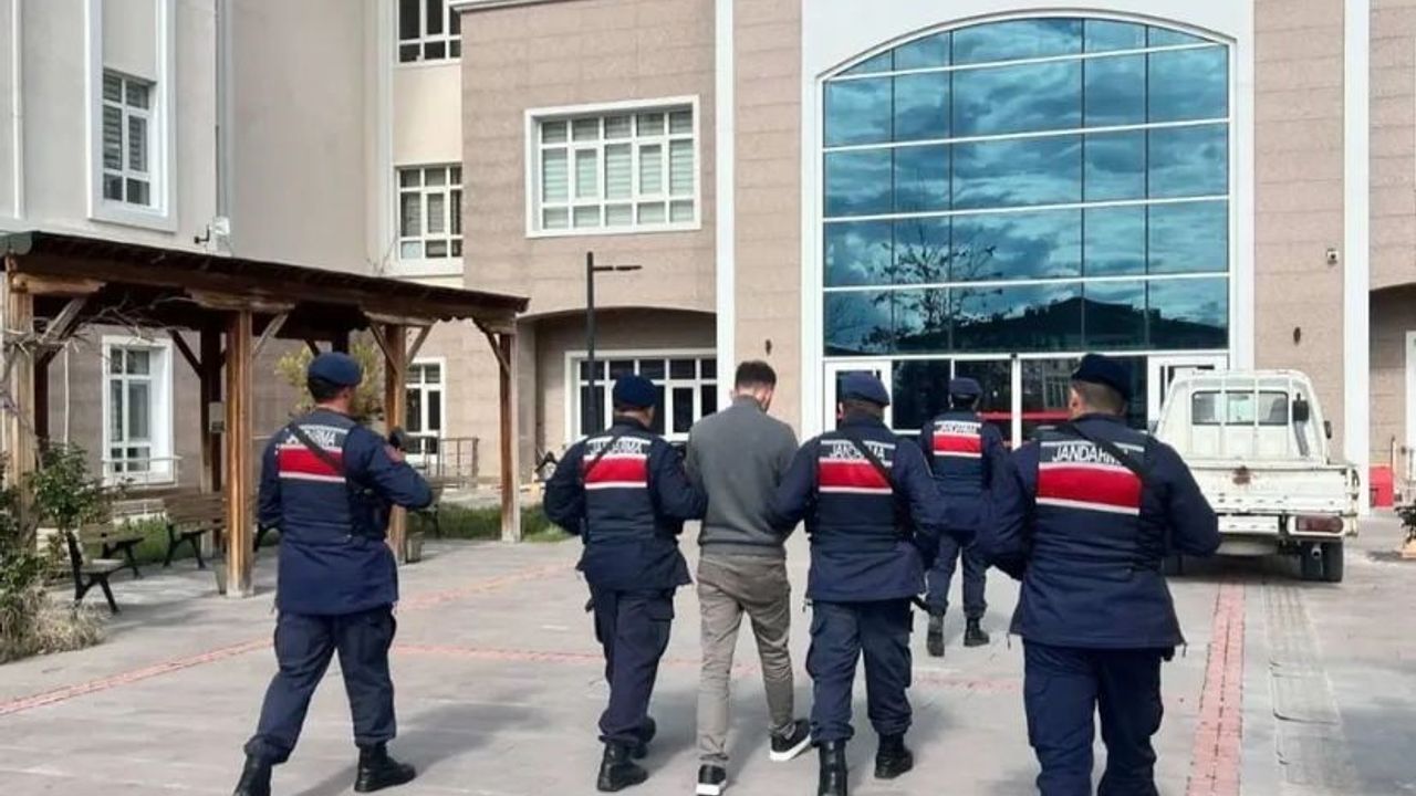 Burdur'da 14 Aranan Şahıs Yakalandı ve Tutuklandı