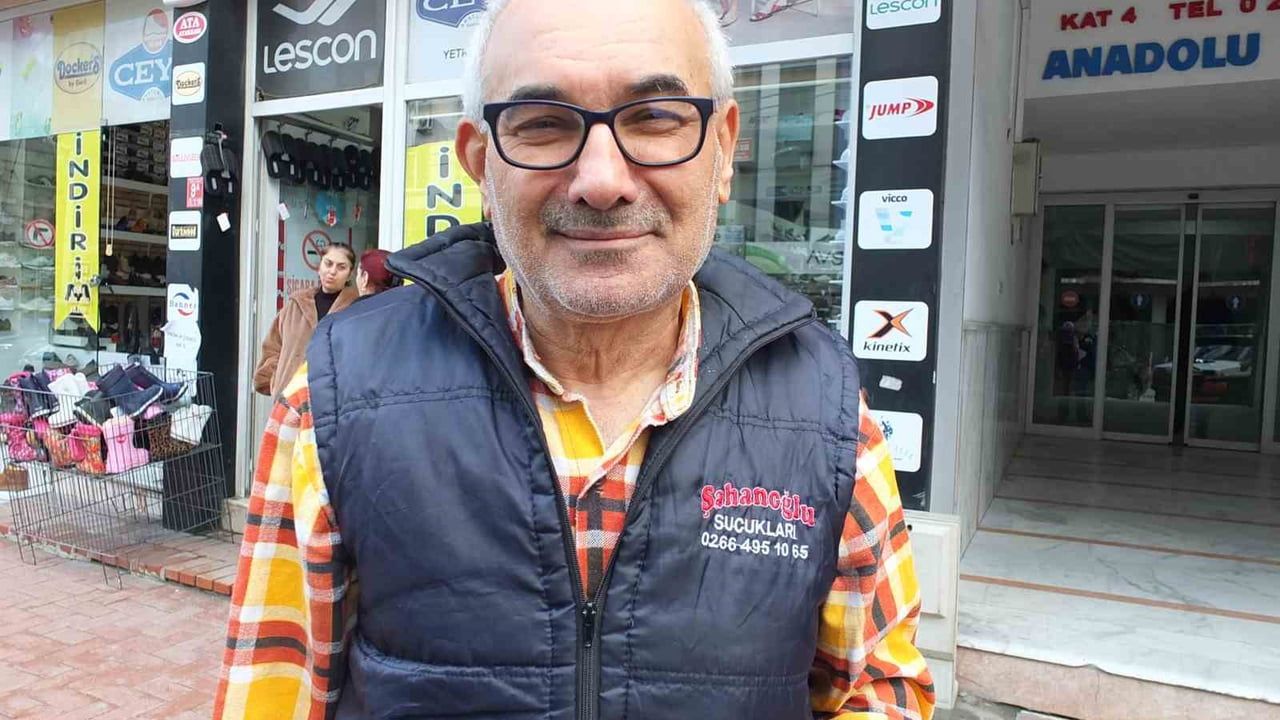 Burhaniyeli imam Mehmet İnci 1274 metre kare arsasını Diyanet Vakfı'na bağışladı