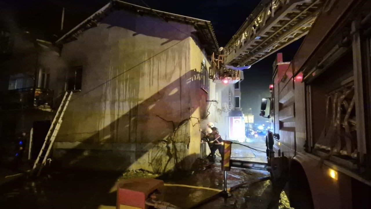 Bursa Büyükşehir 7/24 Teyakkuzda: Şiddetli Rüzgara 242 Müdahale