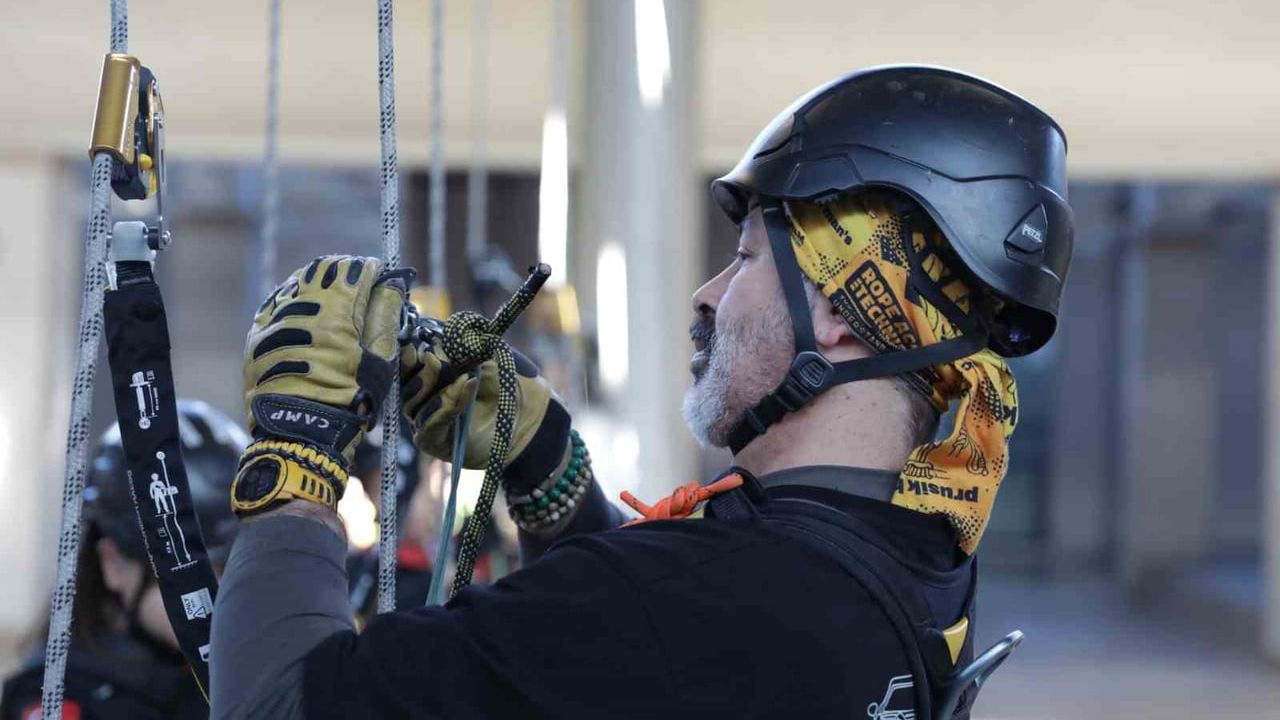 Bursa'da BAM Ekibi İple Kurtarmayla Afet Hazırlığını Güçlendiriyor