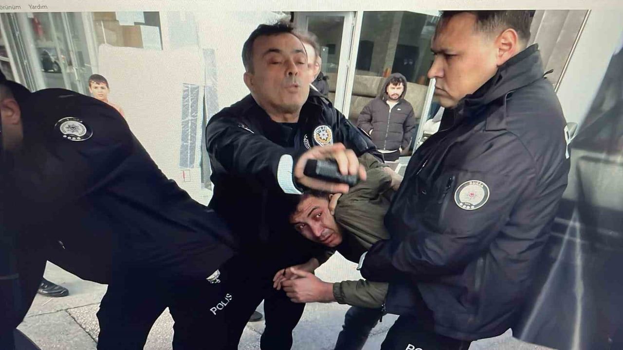 Bursa'da Bozbey'e Saldırı Girişimi: Şüpheli Eski CHP Meclis Üyesi