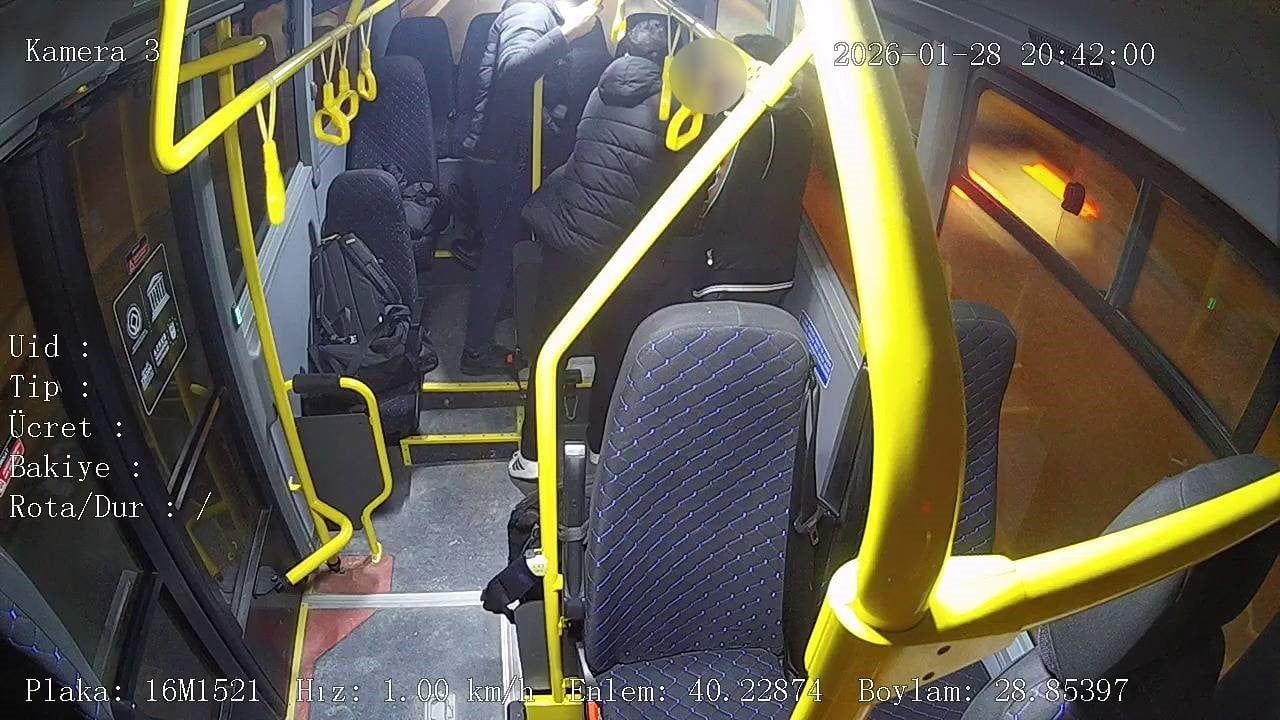 Bursa'da Halk Otobüsünde Kalp Krizi: Şoför Muzaffer Sever Hayat Kurtardı