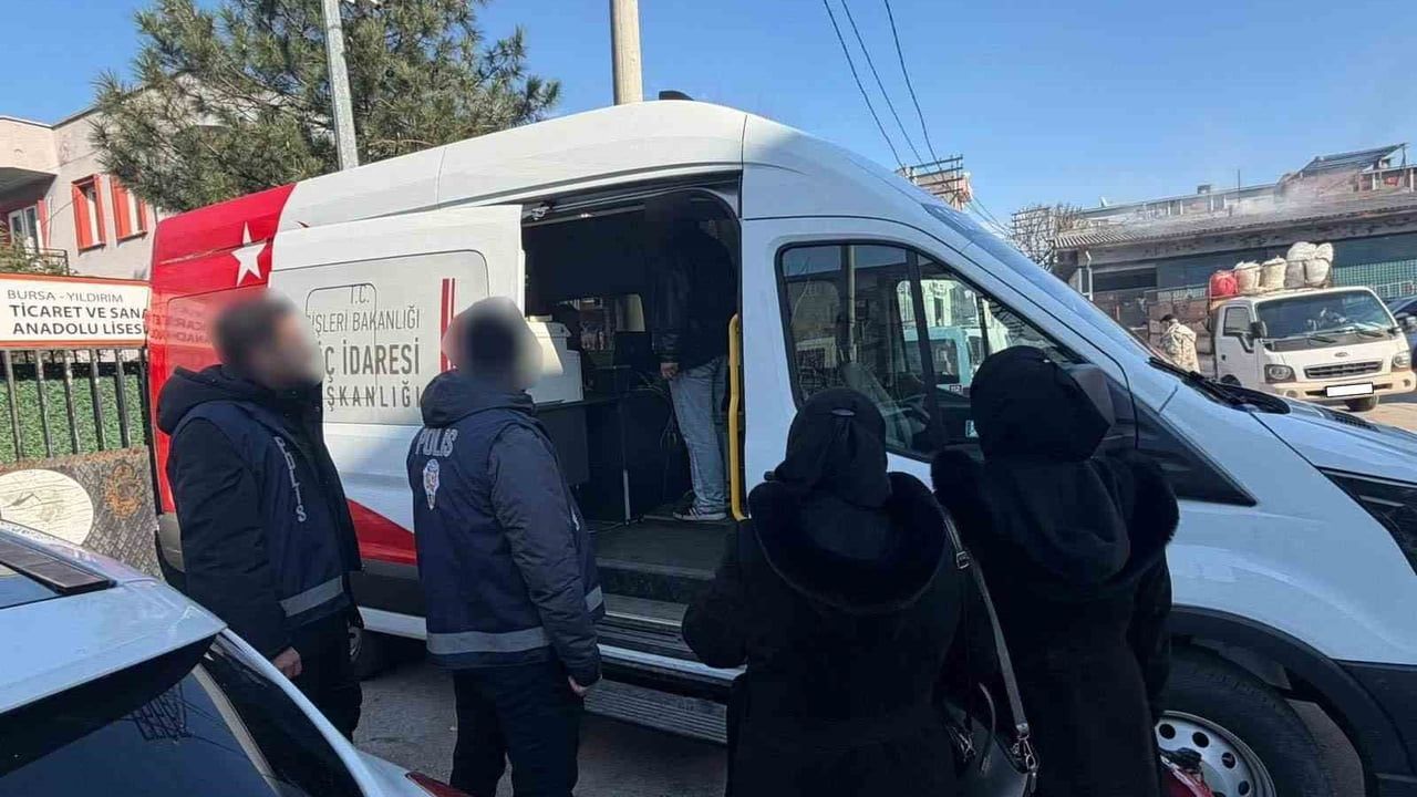 Bursa'da huzur uygulaması: 4 bin 207 kişi sorgulandı