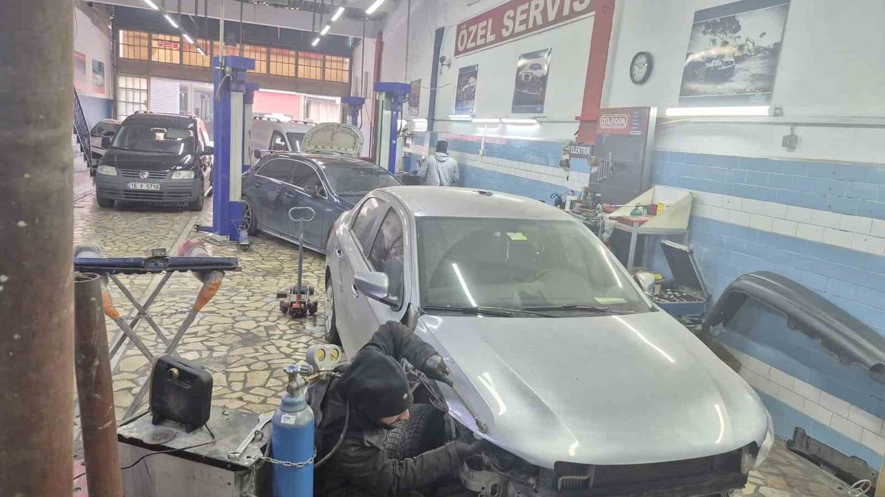 Bursa'da Kasko Parça Krizi: Yüzbinlerce Araç Tamir Bekliyor
