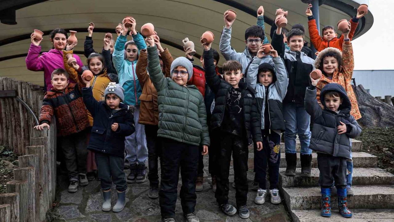 Bursa'da Minikler Arkeopark'ta Arkeolojiyi Eğlenerek Öğrendi