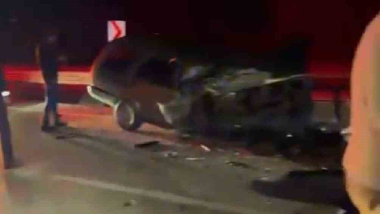 Bursa'da Ters Yöne Giren Araç Zincirleme Kazaya Neden Oldu: 6 Yaralı