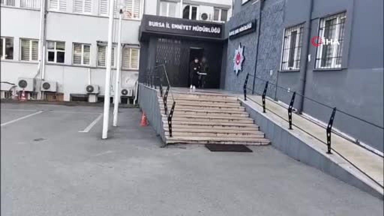 Bursa'da Uyuşturucu Operasyonu: 56 Yıl Hapisle Aranan 3 Şüpheli Yakalandı