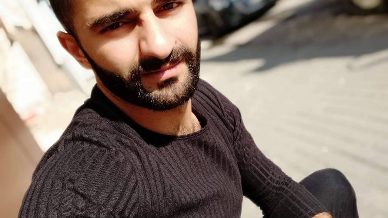 Bursa İnegöl'de Talaş Yüklü Tır Devrildi: Sürücü Emrah Aydın Hayatını Kaybetti