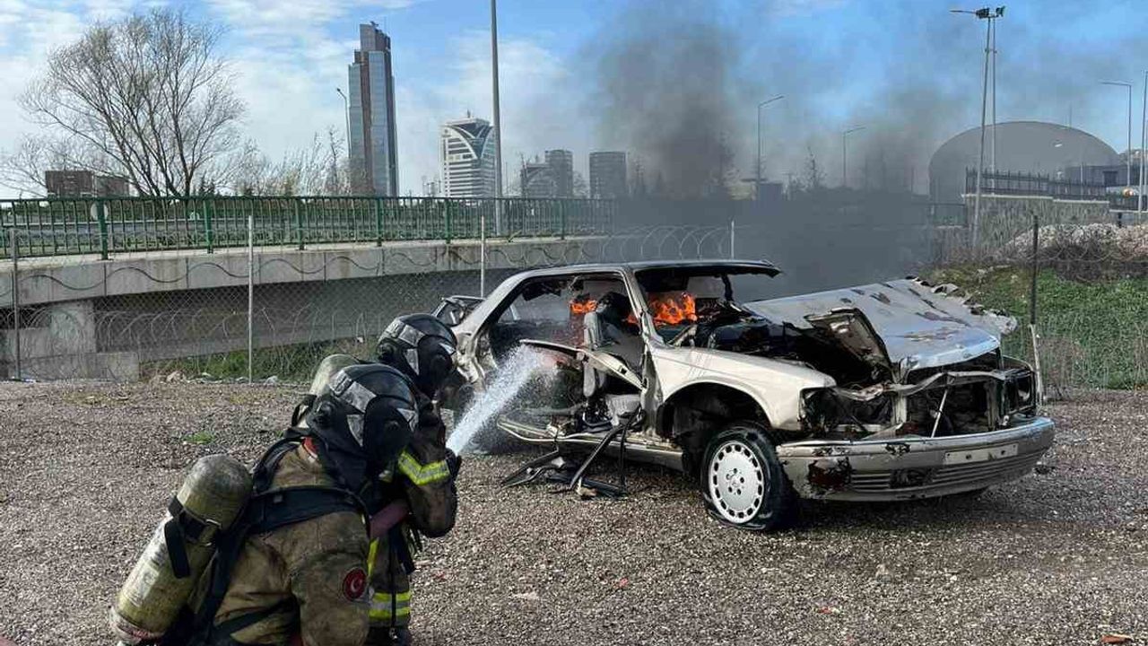 Bursa İtfaiyesi'nden Koç Üniversitesi Personeline 5 Günlük Temel İtfaiyecilik Eğitimi