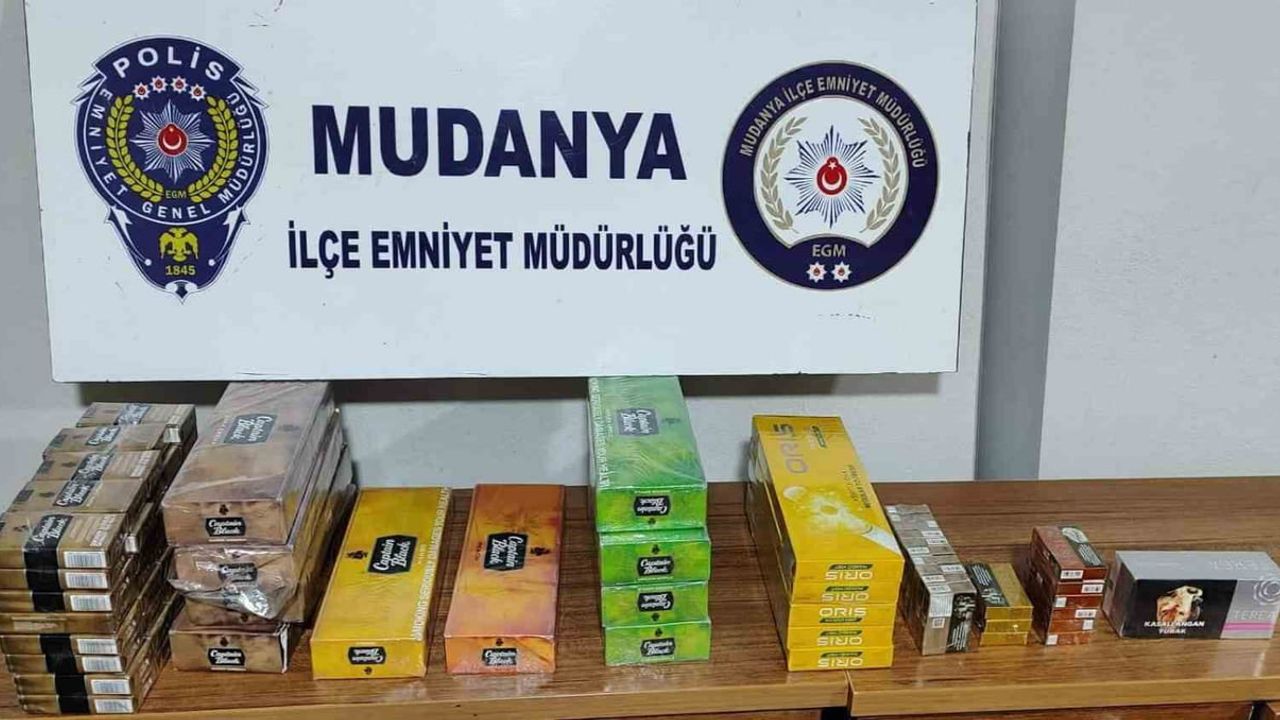 Bursa Mudanya'da Kaçak Sigara Operasyonu: 2 Gözaltı, 219 Paket Ele Geçirildi