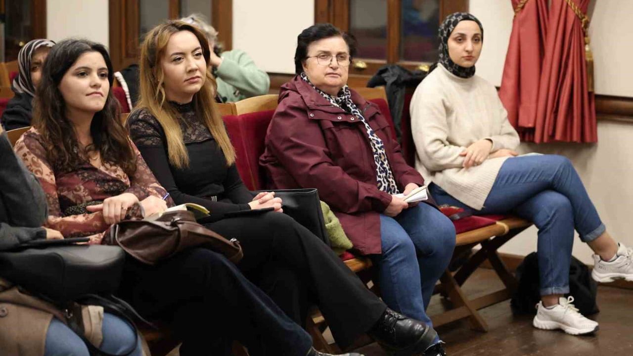 Bursa'nın Mimari Evrimi: Prof. Dr. Neslihan Dostoğlu Anlatıyor