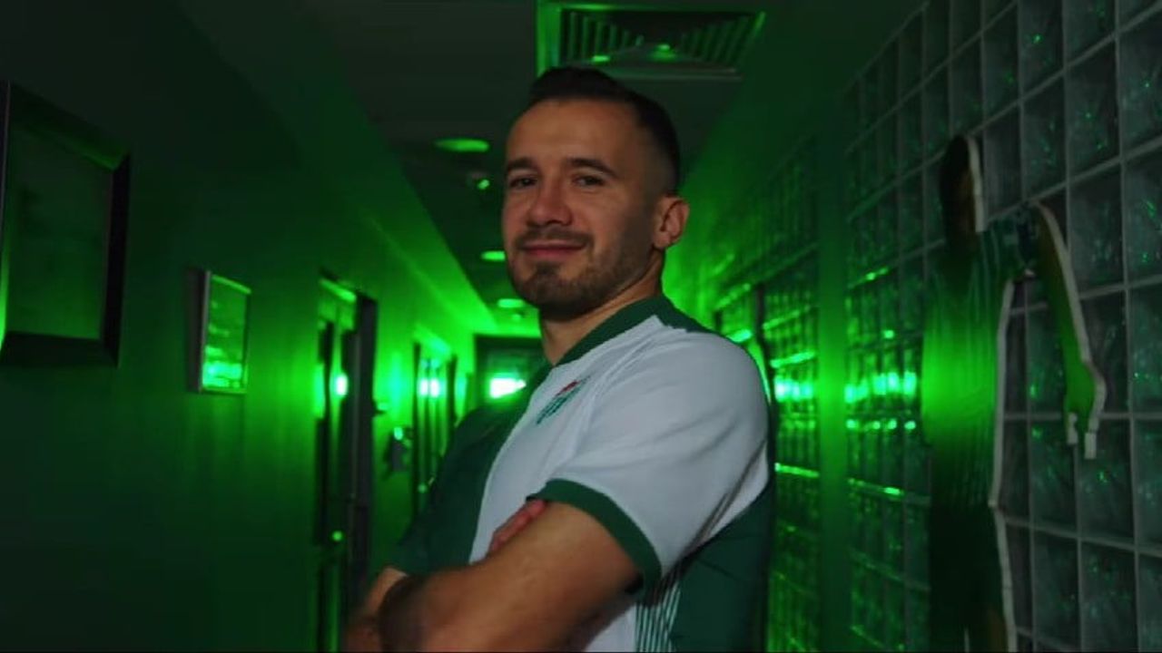 Bursaspor'un 6. Transferi: Talha Yünkuş