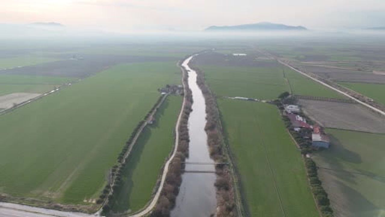 Büyük Menderes Nehri'ne Yağışla Can Suyu