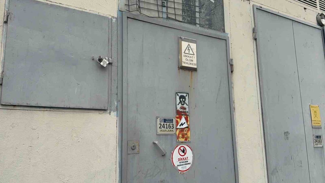 Büyükçekmece'de Trafoda Patlama: 2 BEDAŞ İşçisi Yaralandı