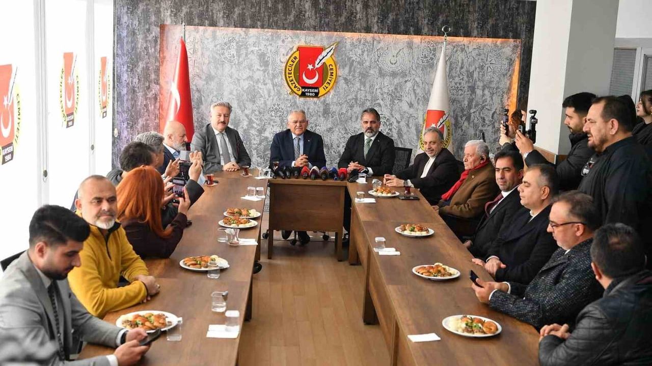 Büyükkılıç: 'İyi ki varsınız' — 10 Ocak Çalışan Gazeteciler Günü Kayseri'de Kutlandı