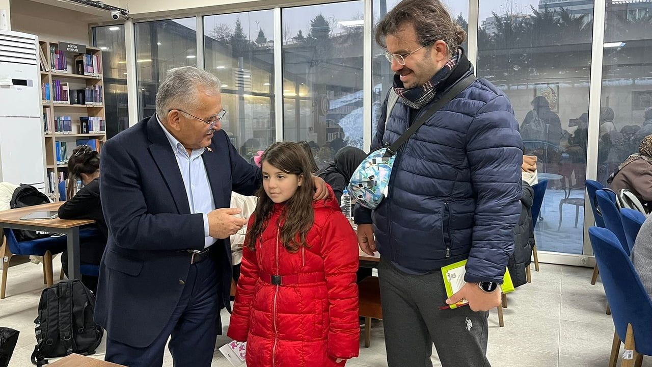 Büyükkılıç Talas Mevlana Sosyal Yaşam Merkezi'ni İnceledi