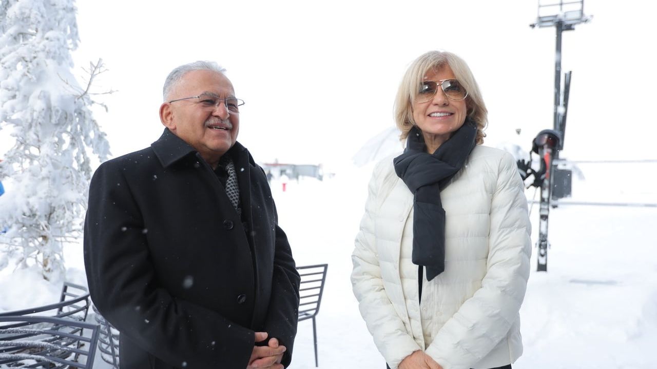 Büyükkılıç, Tansu Çiller’e Erciyes Kayak Merkezi’ni Tanıttı