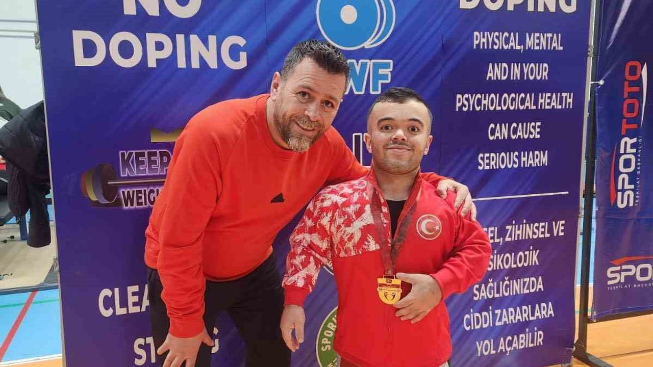 Çağdaş Kaya 59 Kg'da Türkiye Şampiyonu