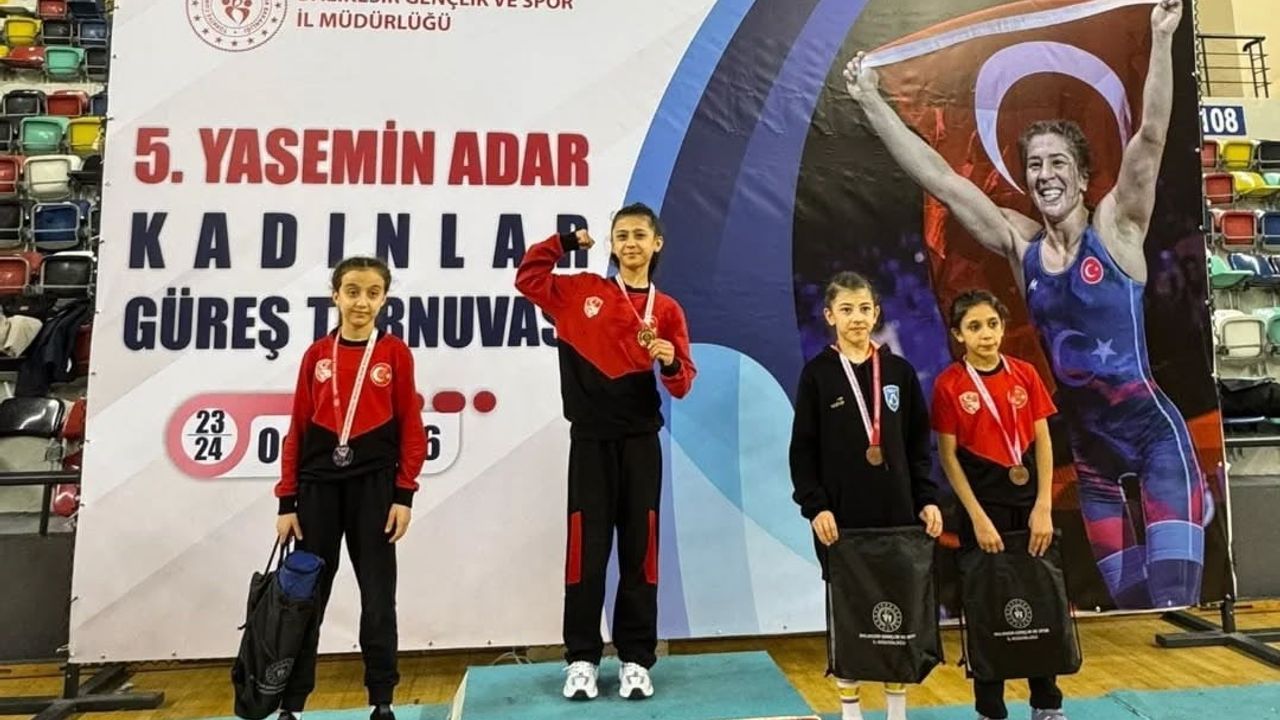 Camardı Spor Kulübü Balıkesir'den Madalyalarla Döndü