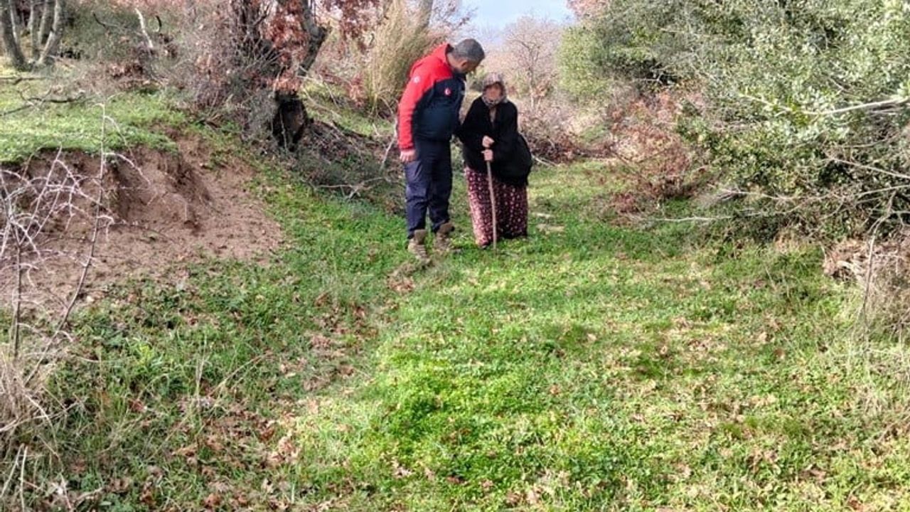 Çanakkale'de Kaybolan 80 Yaşındaki Demans Hastası AFAD Tarafından Sağ Bulundu